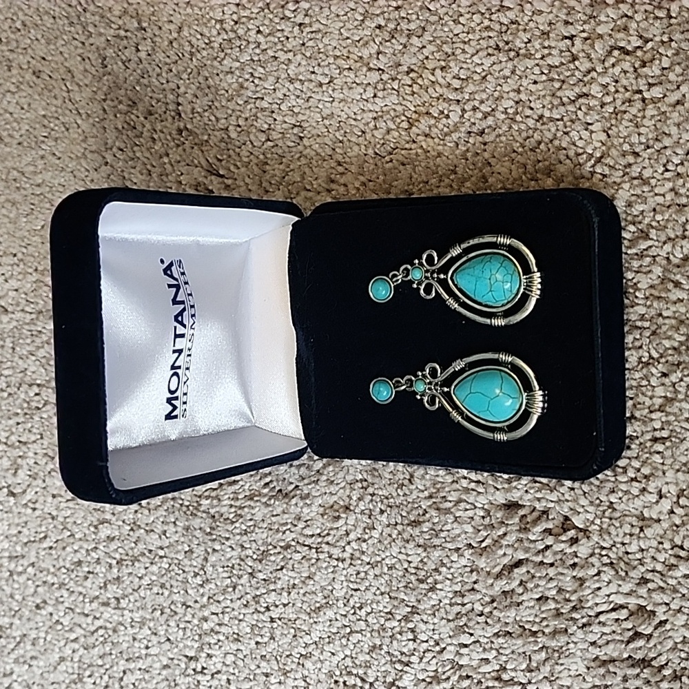 Montana Silversmiths earrings NIB